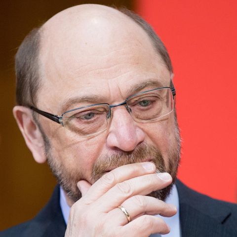 Martin Schulz grübelt - Soll die SPD doch in eine neue GroKo?