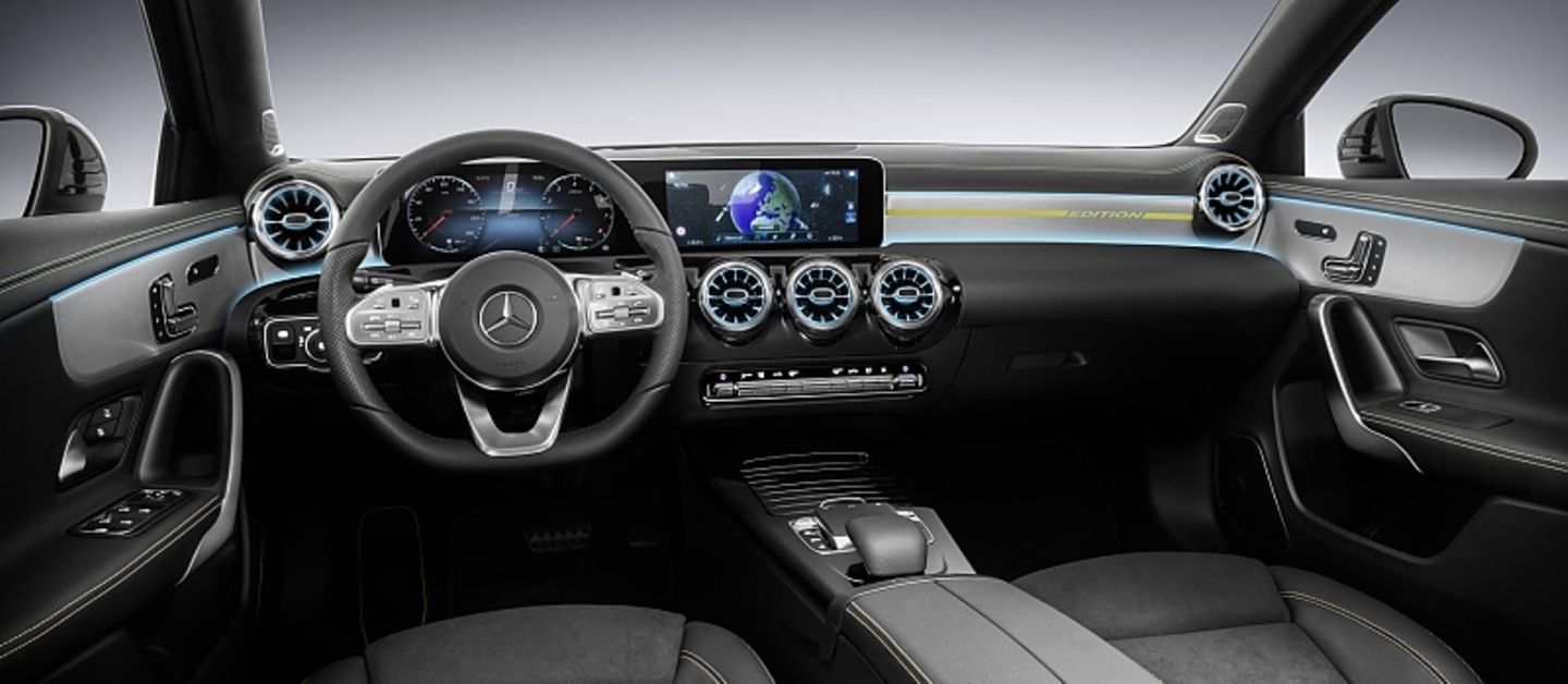 Mercedes A-Klasse Interieur 2018 - das neue Cockpit