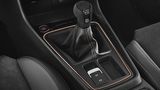 Die 6-Gang-Handschaltung des Seat Leon Cupra R flutscht präzise durch die Kulisse