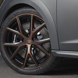 Der Seat Leon Cupra R läuft auf 19-Zoll-Leichtmetallfelgen