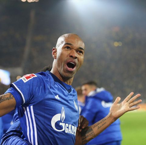 Naldo jubelt über das 4:4 von Schalke beim BVB