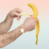 Diese Hände gehören einem Mann, der in der Welt der Handmodels über einige Alleinstellungsmerkmale verfügt: "In der Kartei meiner Agentur bin ich das einzige hypermobile Handmodel aus dem Mittleren Osten", sagt Adnan.