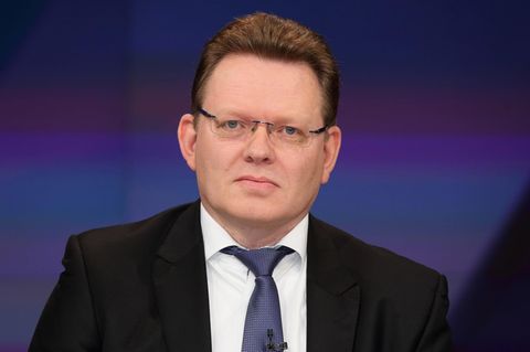 Der Bürgermeister von Altena, Andreas Hollstein, ist mit einem Messer attackiert worden