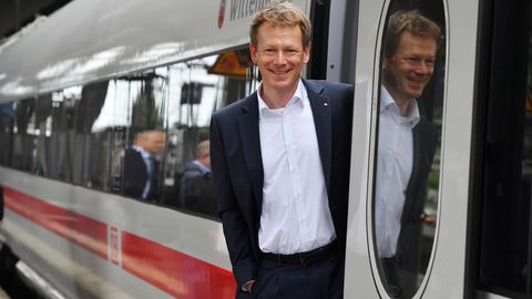 Bahn-Vorstandschef Richard Lutz:  "Wir sind bei der Pünktlichkeit noch nicht da, wo wir hin wollen."