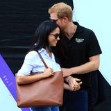Prinz Harry und Meghan Markle verliebt bei den Invictus Games in Toronto