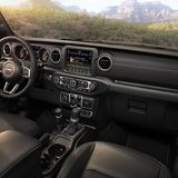 Das Smartphone via Apple CarPlay oder Android Auto eingebunden