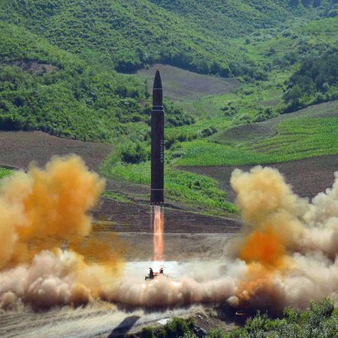 Im Juli verbreitete das nordkoreanische Militär Bilder vom Start der Hwasong-14.