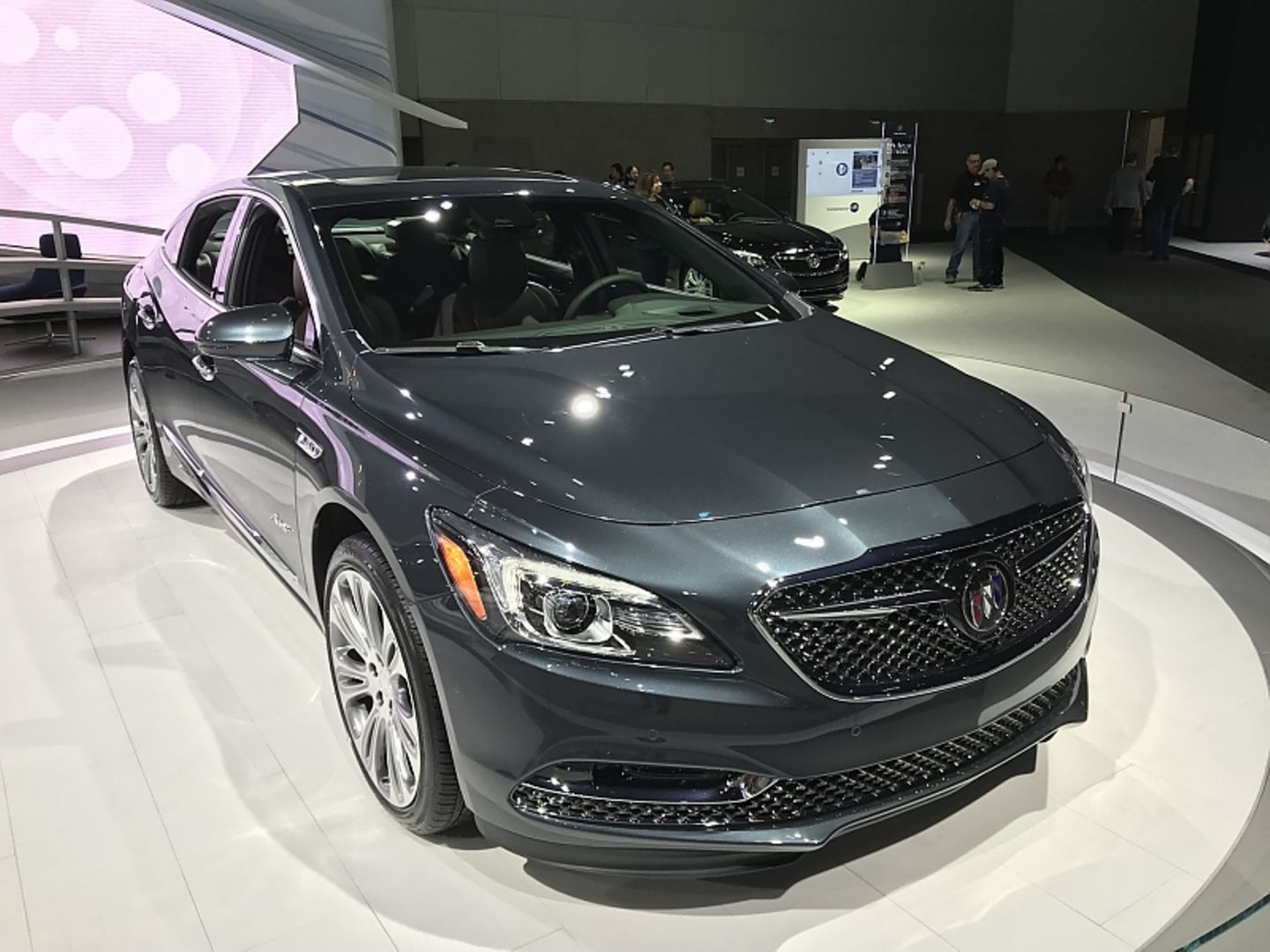 Neue Luxus-Submarke: Buick LaCrosse Avenir