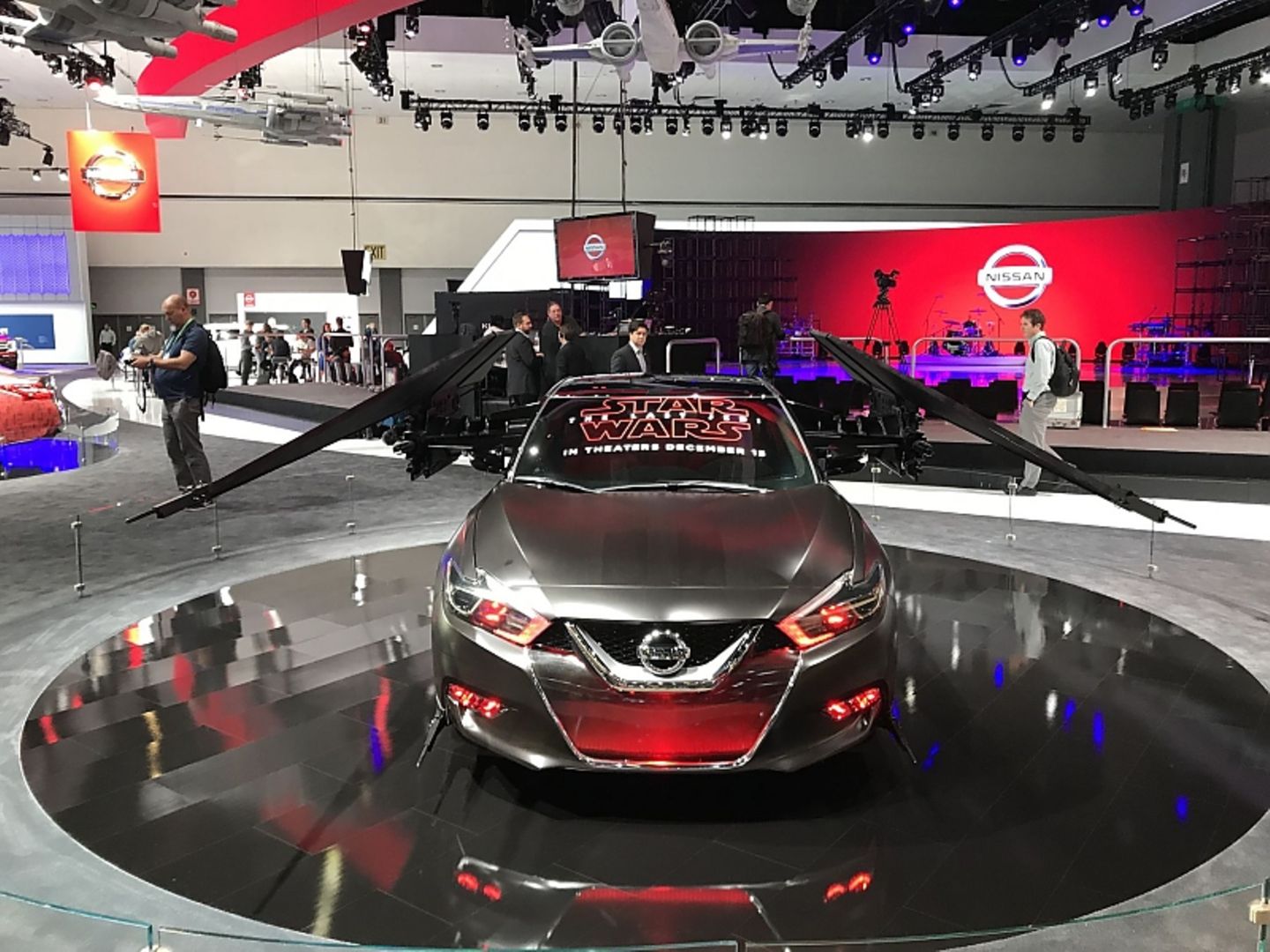 Hollywood gehört in L.A. dazu: Nissan Star Wars