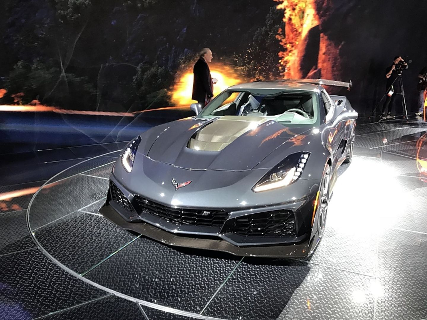 Chevrolet Corvette ZR1 ist rund 450 km/h schnell