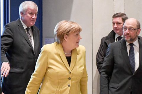 Horst Seehofer (l.), Angela Merkel (M.) und Martin Schulz (Archivbild)