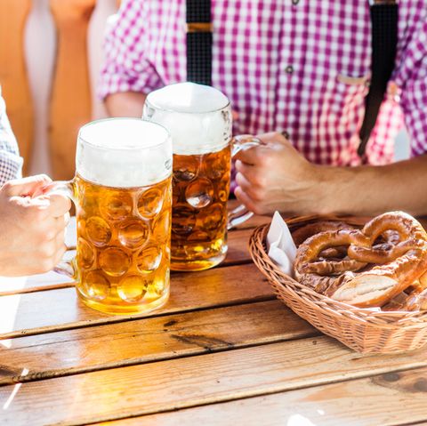Aufwachen ohne Kopfschmerzen: Brauerei-Chef verrät: So trinkt man Bier, ohne einen Kater zu bekommen