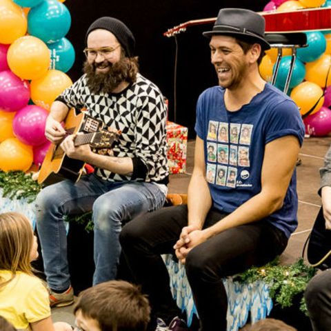 Als erste namhafte Band sind Jupiter Jones bei den Kinderklinik Konzerten aufgetreten.