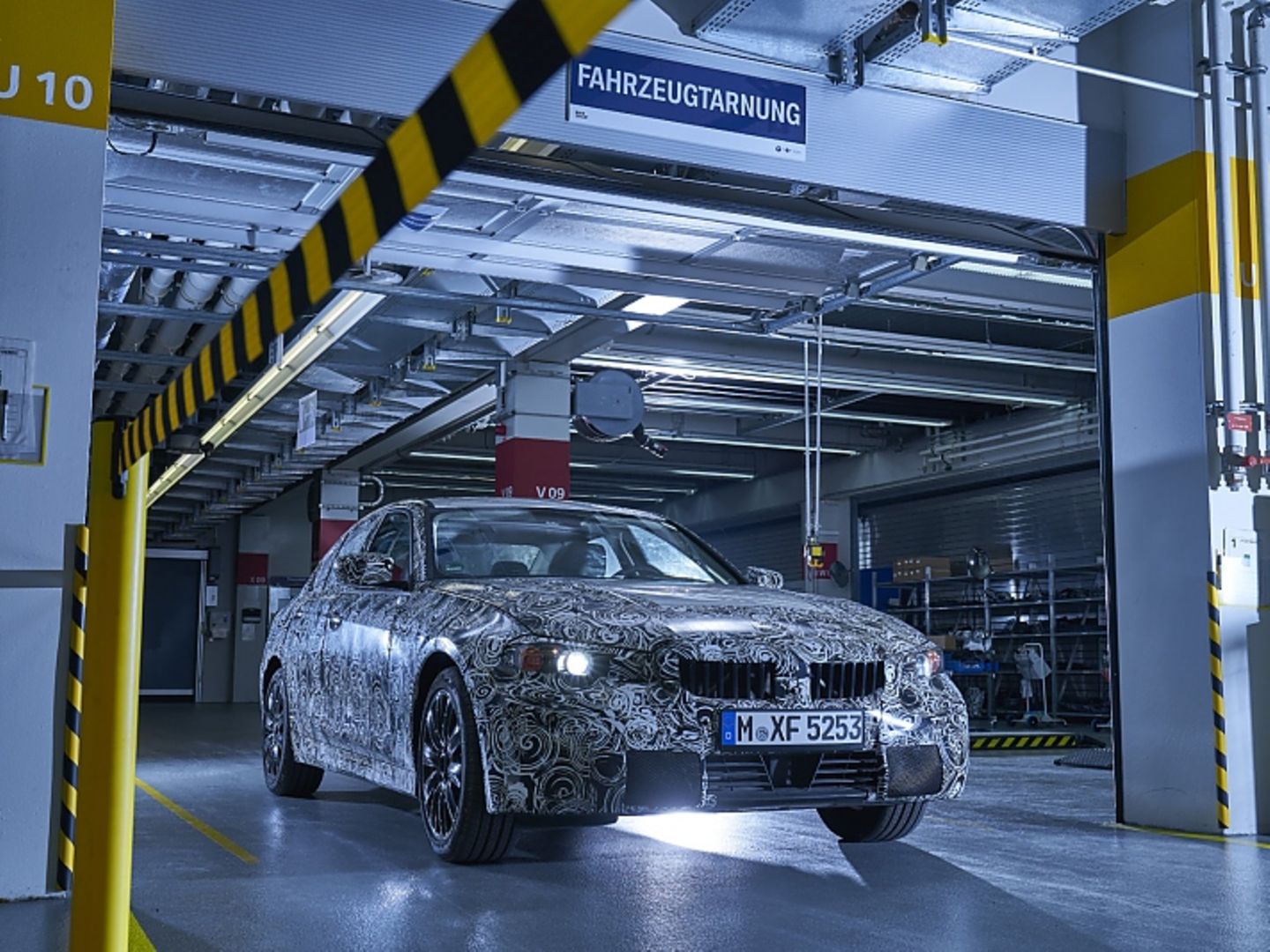 Zu Besuch in der BMW Tarnwerkstatt: Zutritt verboten!