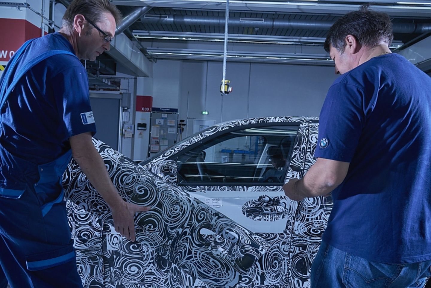 BMW Tarnwerkstatt FIZ München