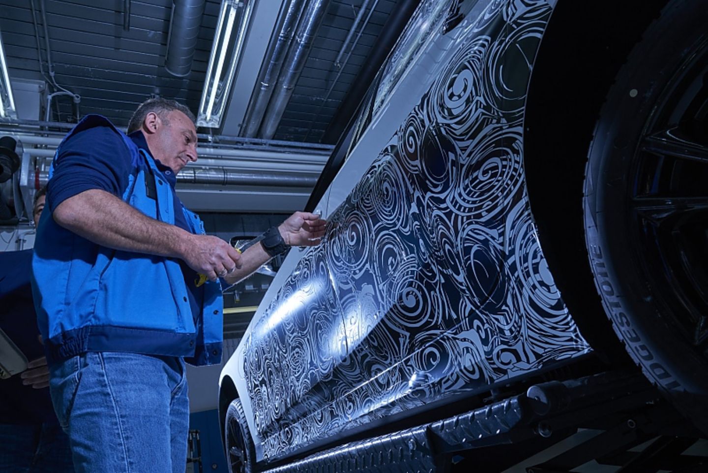 BMW Tarnwerkstatt FIZ München