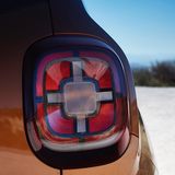 Die Rückleuchten des Dacia Duster erinnern an die des Jeep Renegade