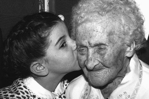 Jeanne Calment an ihrem 121. Geburtstag. Die Französin starb 1997 mit 122 Jahren.