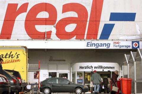 Im Onlineshop der Supermarktkette Real gab es Wehrmachtsartikel zu kaufen