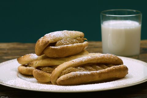 Für die perfekte Weihnachtsstimmung: Diese Eclairs mit Spekulatius-Füllung sind der Traum aller Feinschmecker