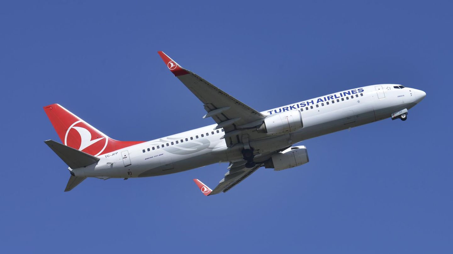 Eine Boeing 737, mit der Turkish Airlines die Strecke von Nairobi nach Istanbul fliegt.