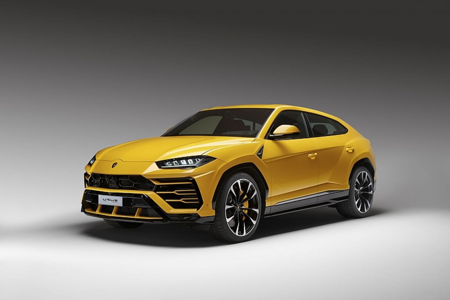 Der Lamborghini Urus wiegt weniger als 2,2 Tonnen