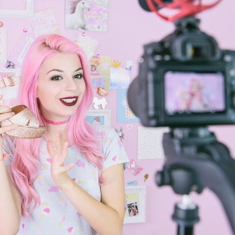 Wie "echt" ist die Welt, die Blogger und Influencer im Netz von sich preisgeben?