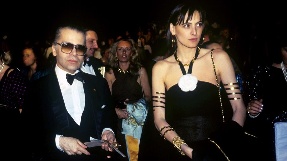 Karl Lagerfeld und seine Muse Inès de la Fressange Karl Lagerfeld und seine Muse Inès de la Fressange