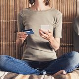 Schlechte Nachrichten für Urlauber: Veranstalter von Pauschalreisen dürfen ab Juli 2018 bis zu 20 Tage vor Reisebeginn die Preise zum Beispiel wegen gestiegener Flughafengebühren um bis zu acht Prozent erhöhen - bislang waren nur fünf Prozent erlaubt.