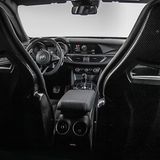 Der Innenraum des Alfa Romeo Stelvio Quadrifoglio
