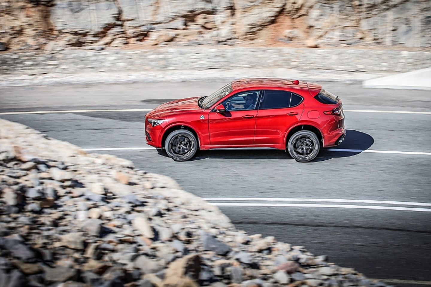 Alfa Romeo Stelvio Quadrifoglio - bei normaler Fahrt gelangt nahezu die komplette Kraft an die Hinterachse