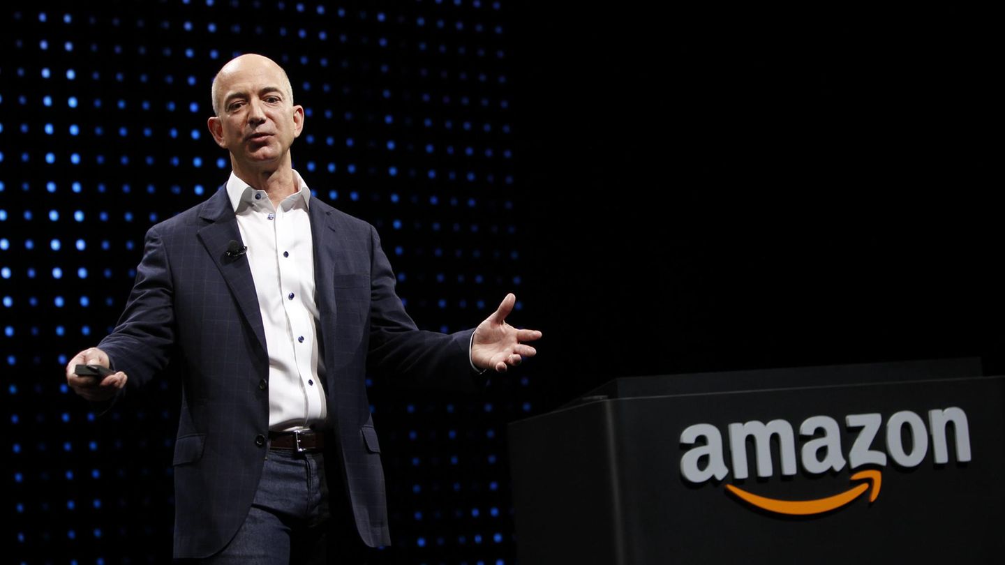Jeff Bezos, Chef von Amazon