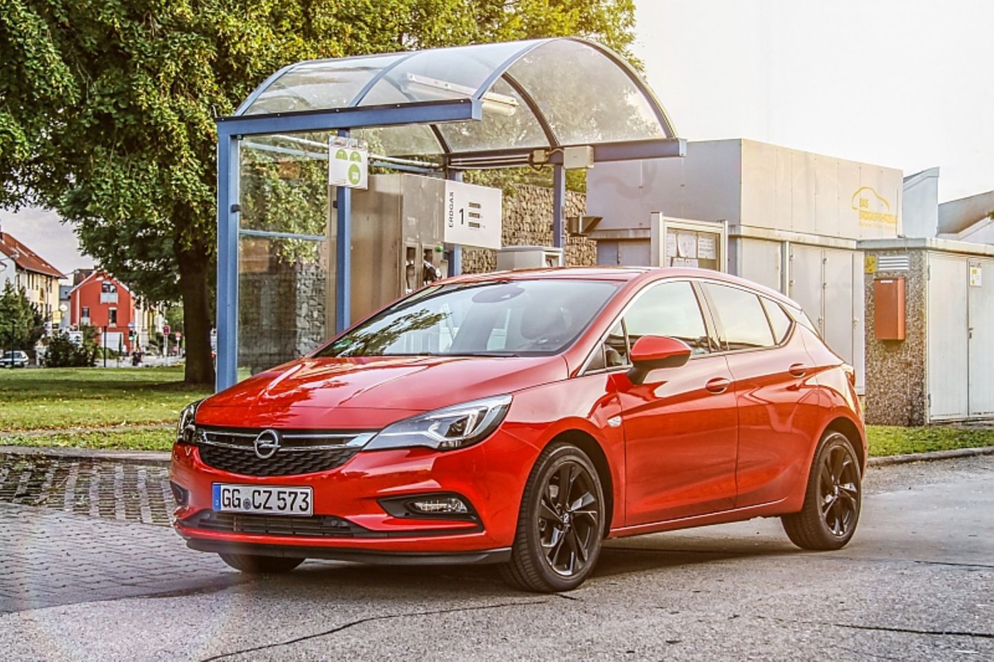 Opel hat auf der IAA den Astra CNG vorgestellt