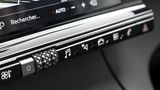 Feine Details, wie Drehregler im DS-Stil gefallen