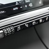 Feine Details, wie Drehregler im DS-Stil gefallen