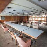 Der schwimmende Konferenzraum, in dem Tito den sowjetischen Parteichef Leonid Breschnew, Queen Elizabeth und Kaiser Haile Selassie aus Äthiopien empfing. Jetzt ist die "Galeb" nationales Erbe und soll ein Museum werden. Doch das Geld fehlt.