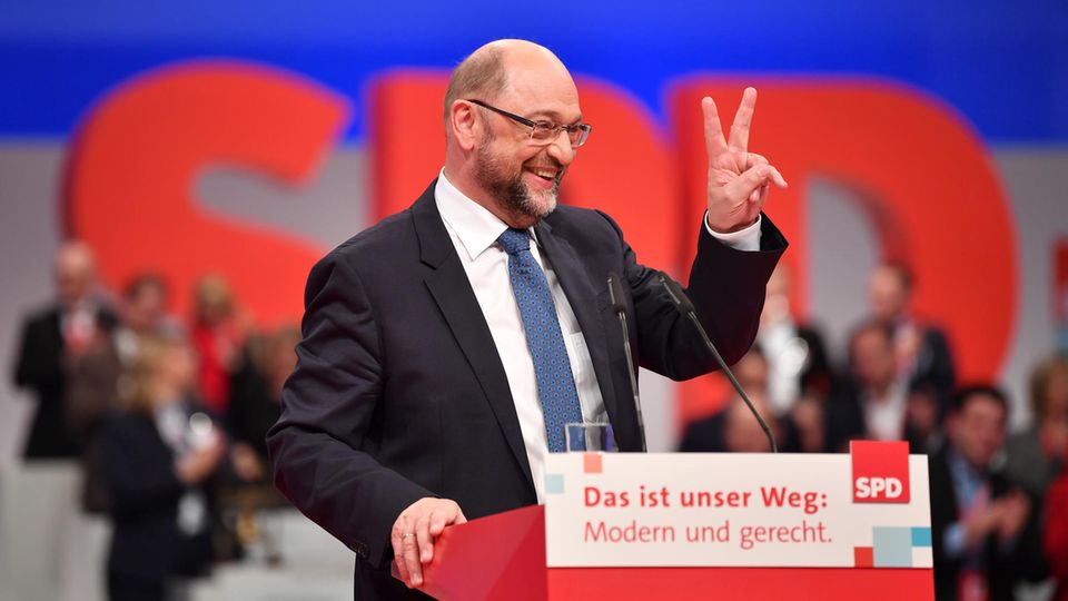 Martin Schulz erhält Dämpfer - mit 81,9 Prozent als SPD-Chef wiedergewählt