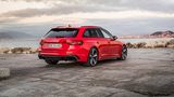 Audi RS4 Avant - die ausgestellten Backen stehen ihm gut