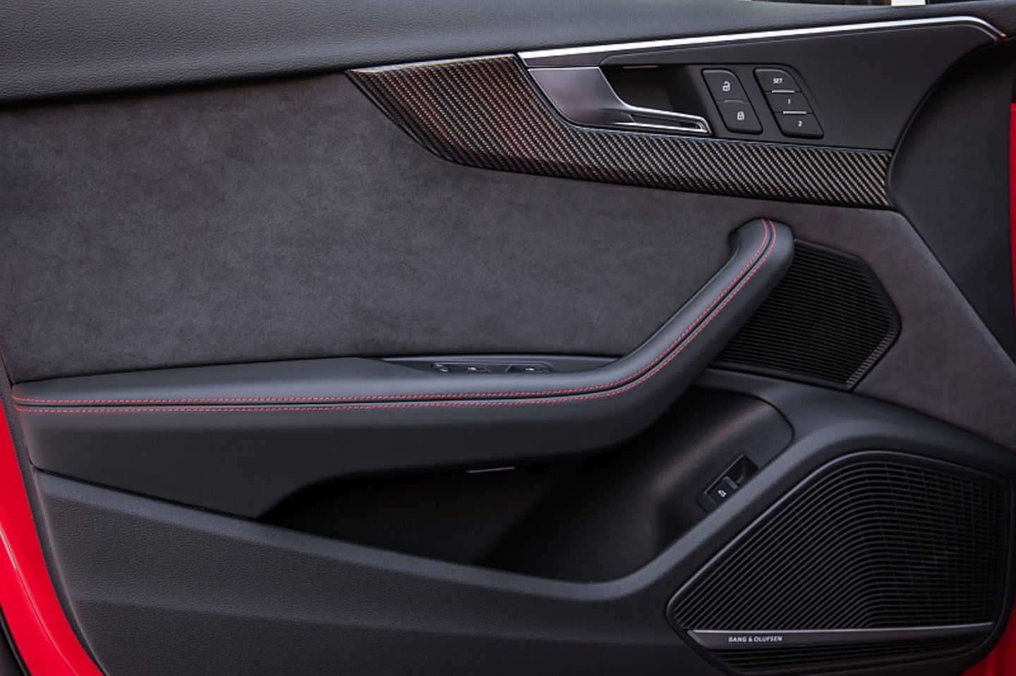 Audi RS4 Avant - edles Interieur wie man es von Audi kennt