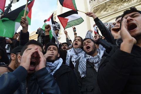 Gewaltsame Proteste gegen Donald Trumps Jerusalem-Entscheidung in Palästinensergebieten