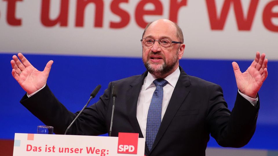 SPD-Chef Martin Schulz sitzt wieder fest im Sattel, schreibt am Freitagmorgen die "Bild"-Zeitung.