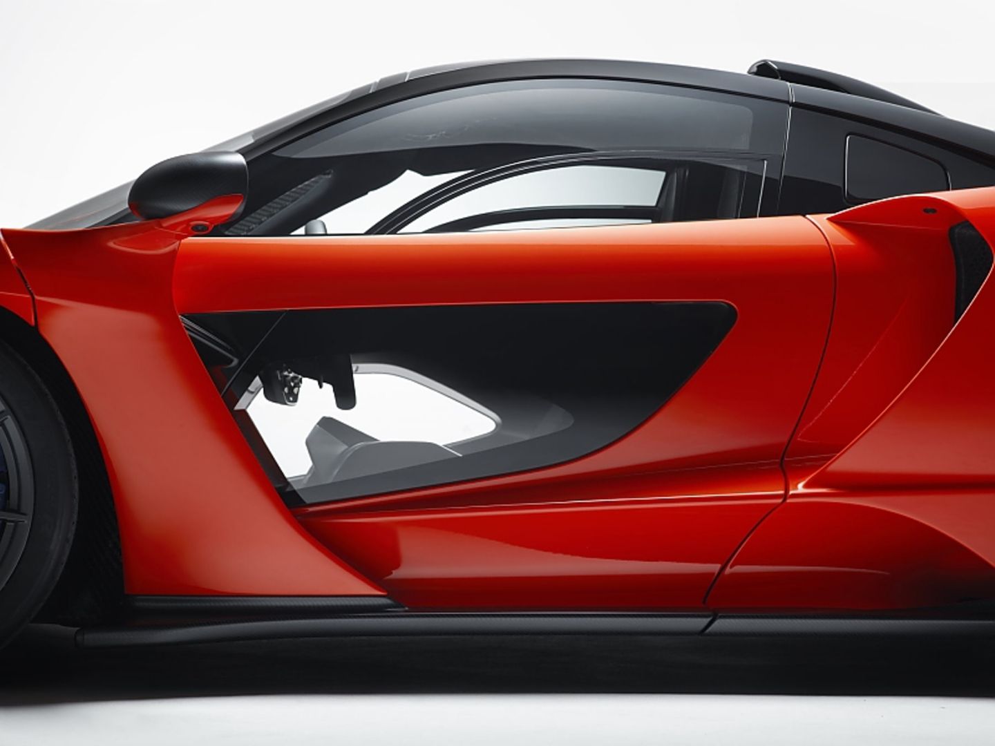 McLaren Senna - Türen mit Glaselementen