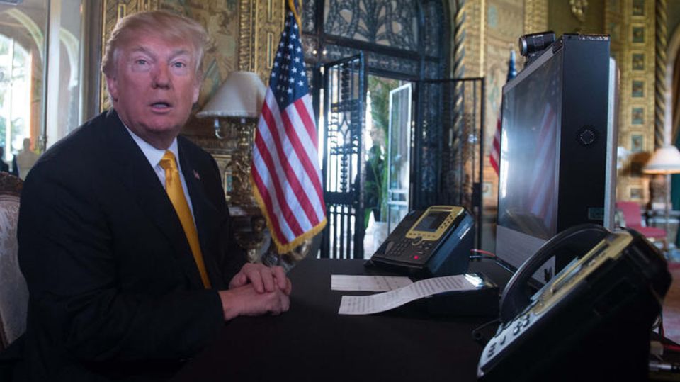 US-Präsident Donald Trump am Computer