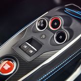 Die Mittelkonsole ist entschlackt