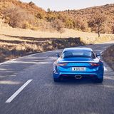 Die beiden Kofferräume fassen 100 Liter vorne und 96 Liter hinten