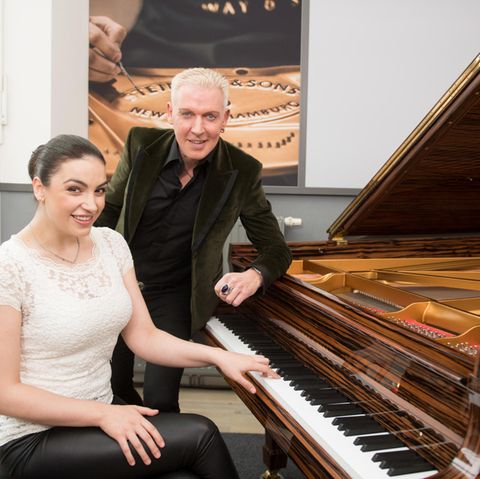 Scooter und Pianistin Olga Scheps in der Steinway Lounge in Hamburg