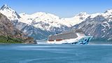 "Norwegian Bliss" von Norwegian Cruise Line  Auf der Meyer Werft an der Ems erhält gerade das 13. Kreuzfahrtschiff der Norwegian Cruise Line den letzten Schliff. Highlight des später in Alaska fahrenden Schiffes werden unter anderem eine zweistöckige Kart-Bahn, ein Hochseilgarten und mehrere Wasserrutschen sein.  Daten: 324 Meter Länge, 167.800 BRZ, 4200 Passagiere, www.ncl.com