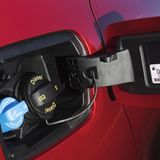 Der AdBlue-Tank für die Abgasreinigung ist beim Seat Ibiza TDI 2017 einfach zu erreichen