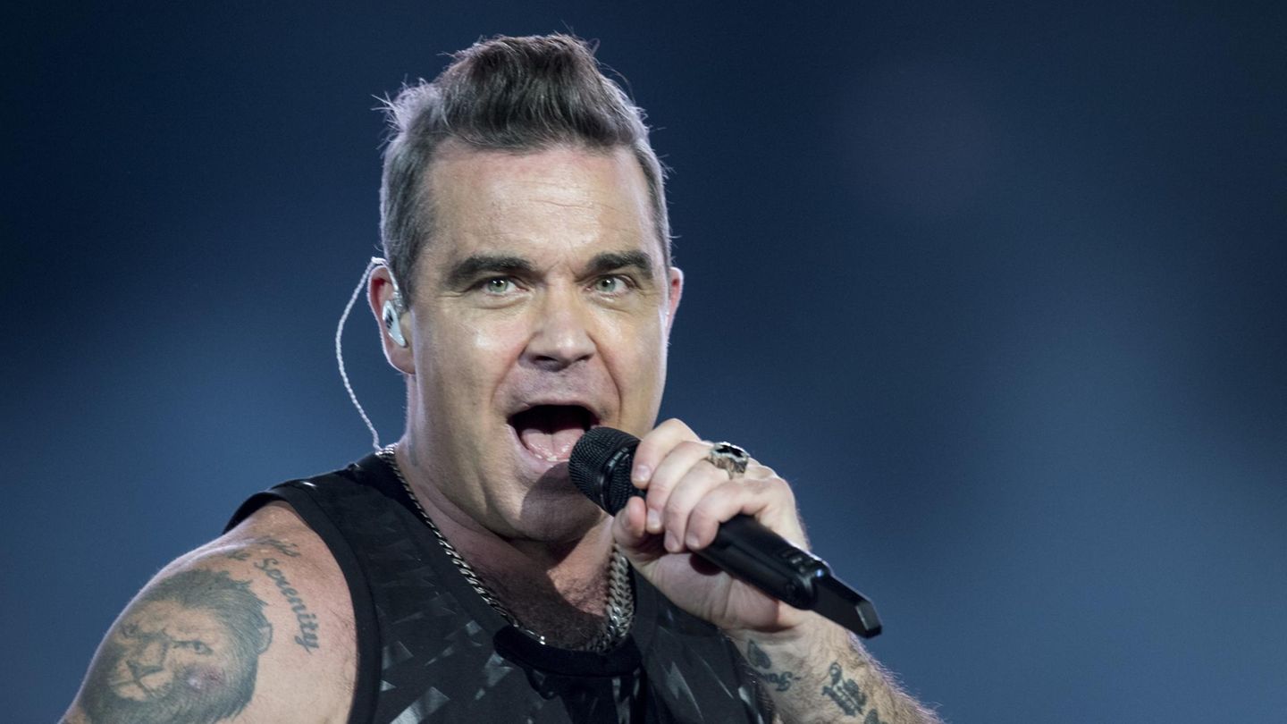 Robbie Williams singt auf seinem Konzert in Zürich