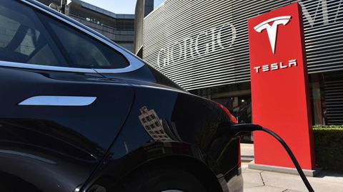 Der Autobauer Tesla hat derzeit enorme Fertigungs- und Qualitätsprobleme